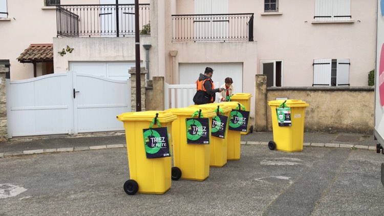 Distribution des bacs Avignon